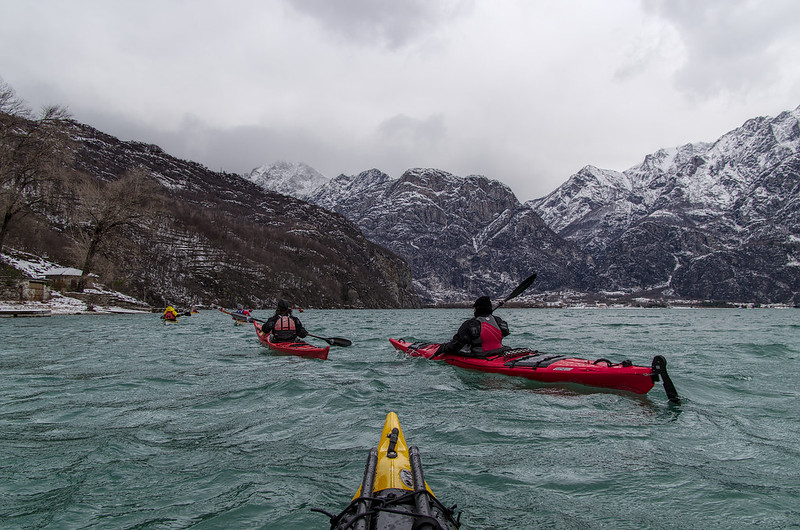 Kayak in Lago da Montagna
